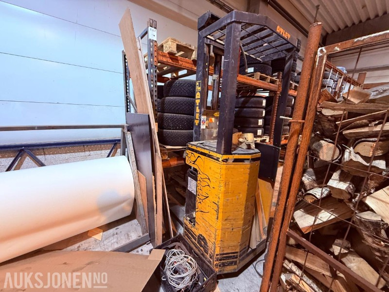 2007 Atlet Elektrisk Pallestabler - 3-4,5 m og 1000-1250 kg - Oprema za rukovanje materijalima: slika 2007 Atlet Elektrisk Pallestabler - 3-4,5 m og 1000-1250 kg - Oprema za rukovanje materijalima 2007 Atlet Elektrisk Pallestabler - 3-4,5 m og 1000-1250 kg - Oprema za rukovanje materijalima: slika 2007 Atlet Elektrisk Pallestabler - 3-4,5 m og 1000-1250 kg - Oprema za rukovanje materijalima