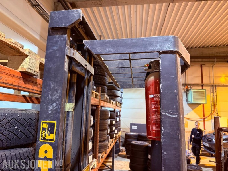 2007 Atlet Elektrisk Pallestabler - 3-4,5 m og 1000-1250 kg - Oprema za rukovanje materijalima: slika 2007 Atlet Elektrisk Pallestabler - 3-4,5 m og 1000-1250 kg - Oprema za rukovanje materijalima 2007 Atlet Elektrisk Pallestabler - 3-4,5 m og 1000-1250 kg - Oprema za rukovanje materijalima: slika 2007 Atlet Elektrisk Pallestabler - 3-4,5 m og 1000-1250 kg - Oprema za rukovanje materijalima