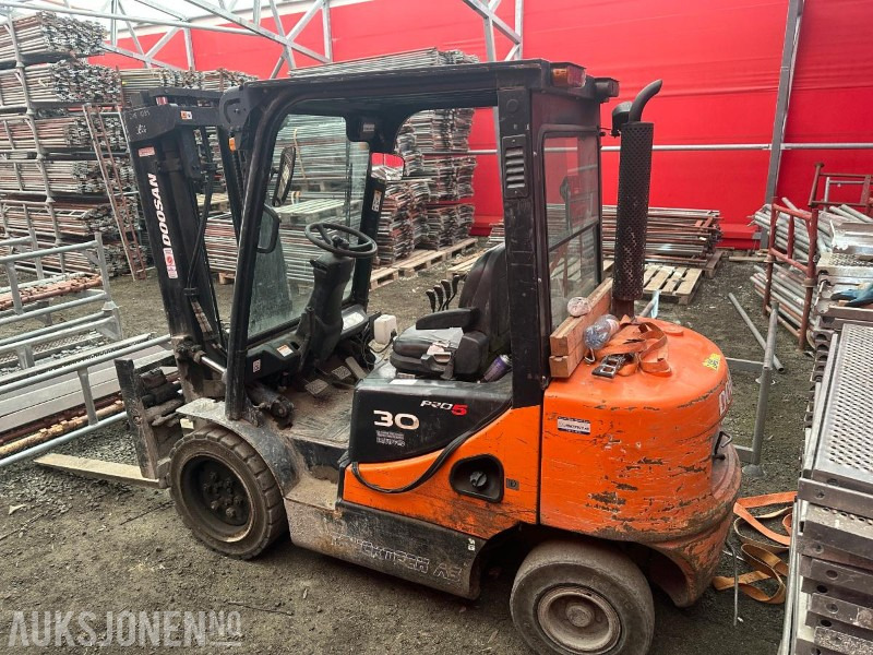 2010 Doosan D30S-5 Gaffeltruck / Dieseltruck 3 tonns – Rep-objekt - Oprema za rukovanje materijalima: slika 2010 Doosan D30S-5 Gaffeltruck / Dieseltruck 3 tonns – Rep-objekt - Oprema za rukovanje materijalima 2010 Doosan D30S-5 Gaffeltruck / Dieseltruck 3 tonns – Rep-objekt - Oprema za rukovanje materijalima: slika 2010 Doosan D30S-5 Gaffeltruck / Dieseltruck 3 tonns – Rep-objekt - Oprema za rukovanje materijalima