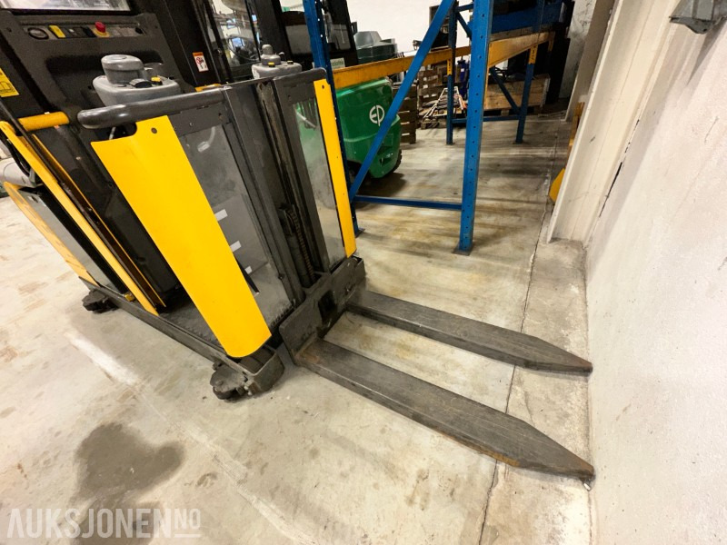 2015 Atlet UniCarriers Skyvemasttruck, 2281 timer – Rep.objekt - Oprema za rukovanje materijalima: slika 2015 Atlet UniCarriers Skyvemasttruck, 2281 timer – Rep.objekt - Oprema za rukovanje materijalima 2015 Atlet UniCarriers Skyvemasttruck, 2281 timer – Rep.objekt - Oprema za rukovanje materijalima: slika 2015 Atlet UniCarriers Skyvemasttruck, 2281 timer – Rep.objekt - Oprema za rukovanje materijalima