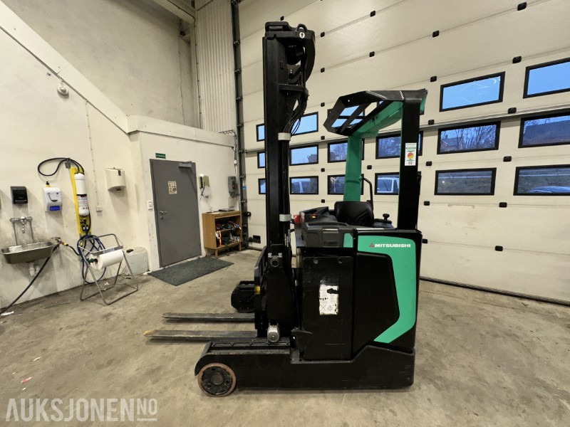 2015 Mitsubishi RB16N2 Elektrisk Reachtruck m/6,3 m løftehøyde/tilt/sideskift/sertifisert, 2301 timer - Oprema za rukovanje materijalima: slika 2015 Mitsubishi RB16N2 Elektrisk Reachtruck m/6,3 m løftehøyde/tilt/sideskift/sertifisert, 2301 timer - Oprema za rukovanje materijalima 2015 Mitsubishi RB16N2 Elektrisk Reachtruck m/6,3 m løftehøyde/tilt/sideskift/sertifisert, 2301 timer - Oprema za rukovanje materijalima: slika 2015 Mitsubishi RB16N2 Elektrisk Reachtruck m/6,3 m løftehøyde/tilt/sideskift/sertifisert, 2301 timer - Oprema za rukovanje materijalima