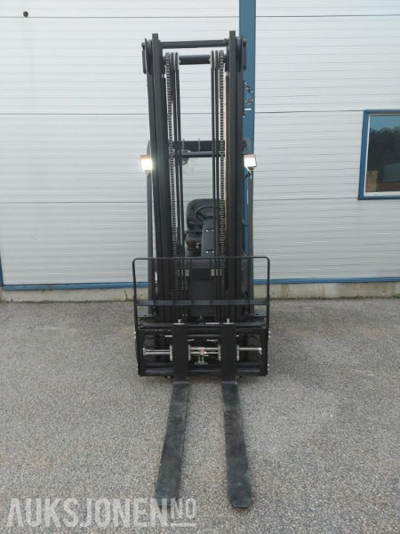 EP CPD20TVL Elektrisk truck - 2 tonn løftekapasitet - ubrukt - Oprema za rukovanje materijalima: slika EP CPD20TVL Elektrisk truck - 2 tonn løftekapasitet - ubrukt - Oprema za rukovanje materijalima EP CPD20TVL Elektrisk truck - 2 tonn løftekapasitet - ubrukt - Oprema za rukovanje materijalima: slika EP CPD20TVL Elektrisk truck - 2 tonn løftekapasitet - ubrukt - Oprema za rukovanje materijalima