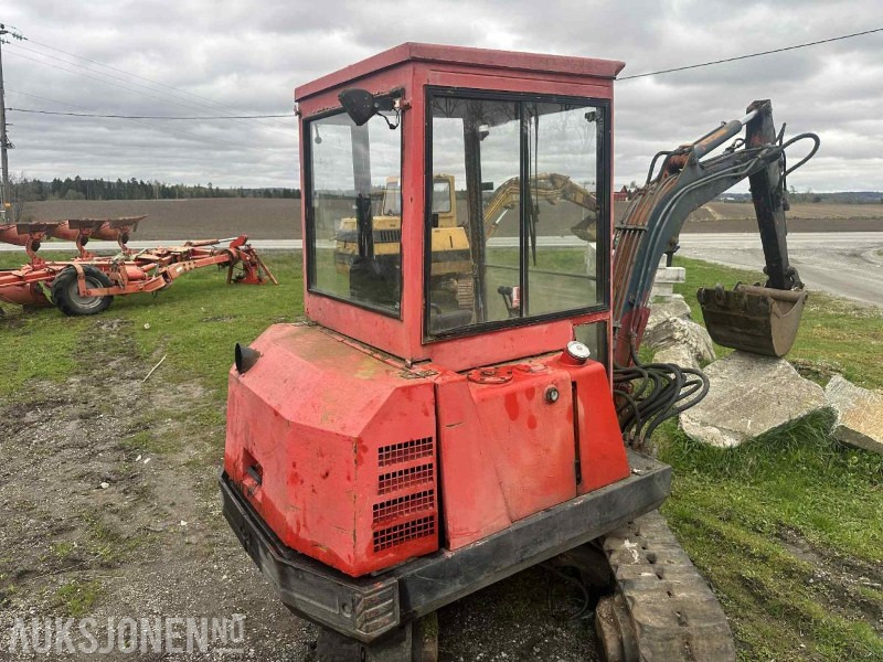 PEL-JOB Minigraver 2,4tonn - Mini bager: slika PEL-JOB Minigraver 2,4tonn - Mini bager PEL-JOB Minigraver 2,4tonn - Mini bager: slika PEL-JOB Minigraver 2,4tonn - Mini bager