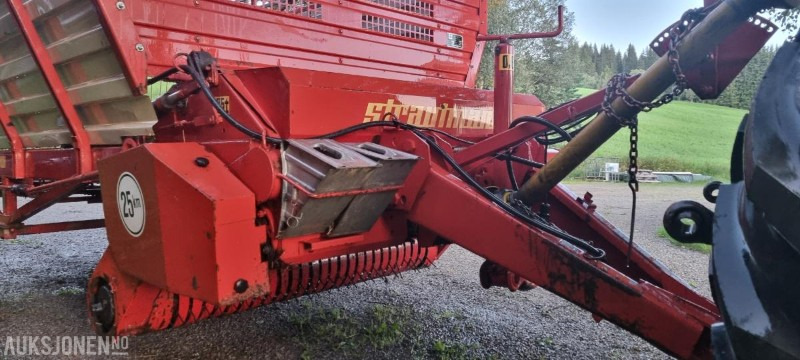 1987 Strautmann LBT19 - Poljoprivredni strojevi: slika 1987 Strautmann LBT19 - Poljoprivredni strojevi 1987 Strautmann LBT19 - Poljoprivredni strojevi: slika 1987 Strautmann LBT19 - Poljoprivredni strojevi