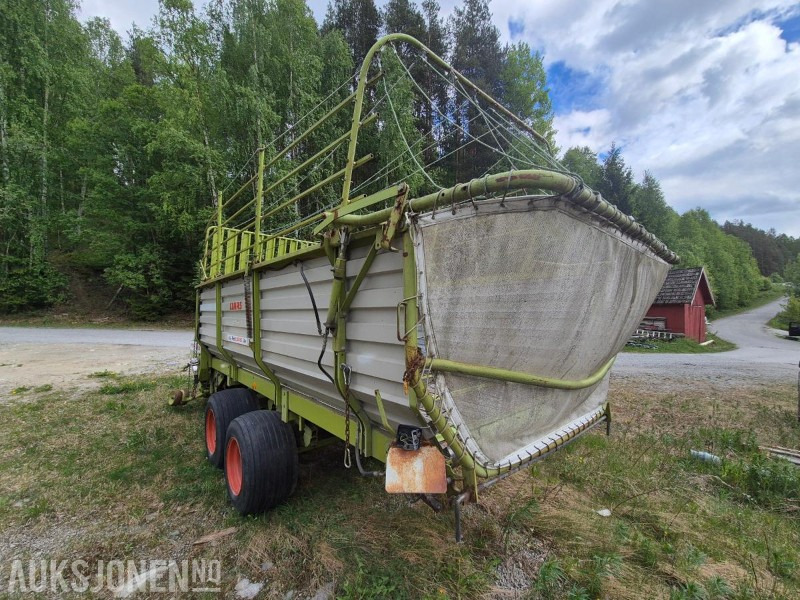 1990 Claas Sprint 320K Forvogn / pickup vogn / avlesservogn - Poljoprivredni strojevi: slika 1990 Claas Sprint 320K Forvogn / pickup vogn / avlesservogn - Poljoprivredni strojevi 1990 Claas Sprint 320K Forvogn / pickup vogn / avlesservogn - Poljoprivredni strojevi: slika 1990 Claas Sprint 320K Forvogn / pickup vogn / avlesservogn - Poljoprivredni strojevi