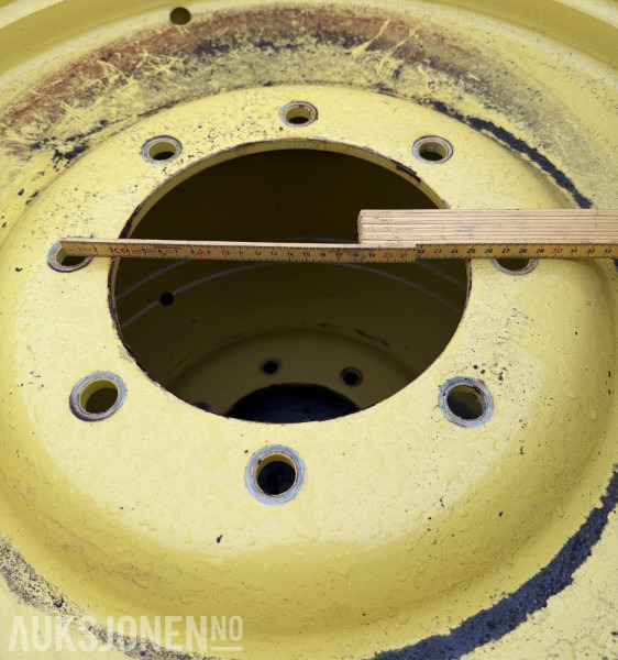 2 STK TRAKTORHJUL NOKIAN TYRES TRI 2 400/80R28 - Poljoprivredni strojevi: slika 2 STK TRAKTORHJUL NOKIAN TYRES TRI 2 400/80R28 - Poljoprivredni strojevi 2 STK TRAKTORHJUL NOKIAN TYRES TRI 2 400/80R28 - Poljoprivredni strojevi: slika 2 STK TRAKTORHJUL NOKIAN TYRES TRI 2 400/80R28 - Poljoprivredni strojevi
