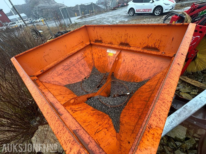 2001 Amazonen Strøkasse ZA-XS. - Poljoprivredni strojevi: slika 2001 Amazonen Strøkasse ZA-XS. - Poljoprivredni strojevi 2001 Amazonen Strøkasse ZA-XS. - Poljoprivredni strojevi: slika 2001 Amazonen Strøkasse ZA-XS. - Poljoprivredni strojevi