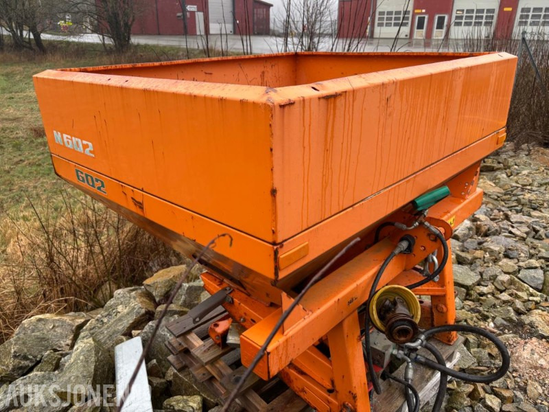 2001 Amazonen Strøkasse ZA-XS. - Poljoprivredni strojevi: slika 2001 Amazonen Strøkasse ZA-XS. - Poljoprivredni strojevi 2001 Amazonen Strøkasse ZA-XS. - Poljoprivredni strojevi: slika 2001 Amazonen Strøkasse ZA-XS. - Poljoprivredni strojevi