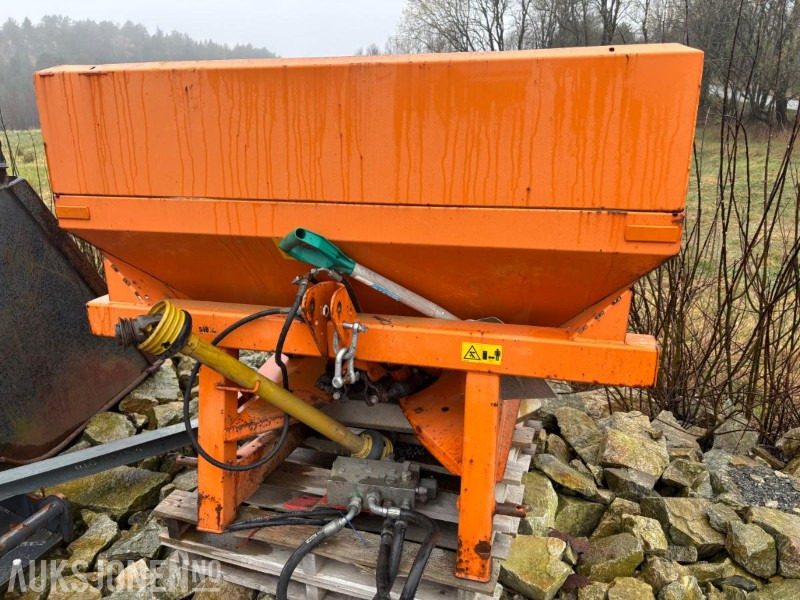 2001 Amazonen Strøkasse ZA-XS. - Poljoprivredni strojevi: slika 2001 Amazonen Strøkasse ZA-XS. - Poljoprivredni strojevi 2001 Amazonen Strøkasse ZA-XS. - Poljoprivredni strojevi: slika 2001 Amazonen Strøkasse ZA-XS. - Poljoprivredni strojevi