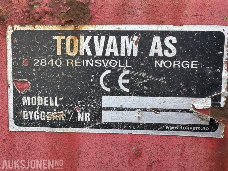 2006 Tokvam 260 THS 2-trinns snøfreser med 3-punkt feste - Poljoprivredni strojevi: slika 2006 Tokvam 260 THS 2-trinns snøfreser med 3-punkt feste - Poljoprivredni strojevi 2006 Tokvam 260 THS 2-trinns snøfreser med 3-punkt feste - Poljoprivredni strojevi: slika 2006 Tokvam 260 THS 2-trinns snøfreser med 3-punkt feste - Poljoprivredni strojevi