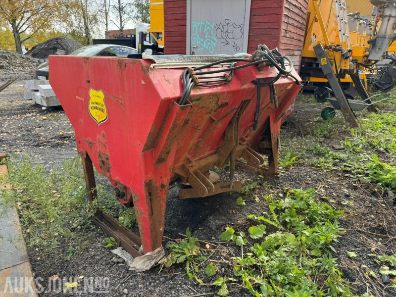 2007 Tokvam TSM 1500 Tallerkenspreder - Poljoprivredni strojevi: slika 2007 Tokvam TSM 1500 Tallerkenspreder - Poljoprivredni strojevi 2007 Tokvam TSM 1500 Tallerkenspreder - Poljoprivredni strojevi: slika 2007 Tokvam TSM 1500 Tallerkenspreder - Poljoprivredni strojevi