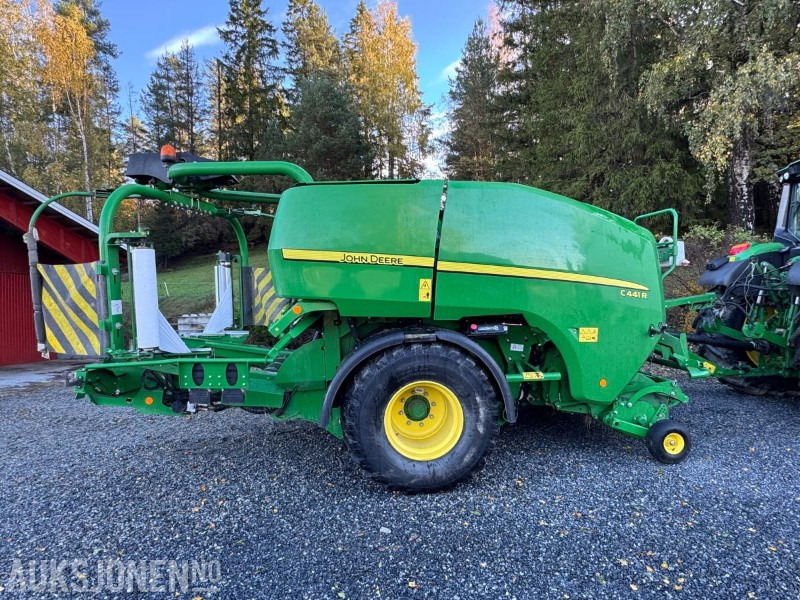 2017 John Deere C441 R kombipresse med sentralsmøring - Poljoprivredni strojevi: slika 2017 John Deere C441 R kombipresse med sentralsmøring - Poljoprivredni strojevi 2017 John Deere C441 R kombipresse med sentralsmøring - Poljoprivredni strojevi: slika 2017 John Deere C441 R kombipresse med sentralsmøring - Poljoprivredni strojevi