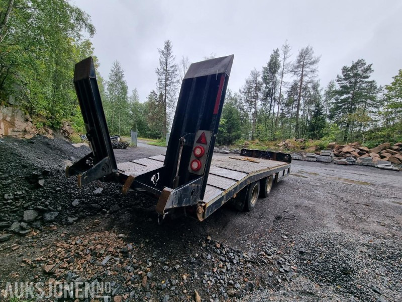 2018 Chieftain maskinhenger Fast Tow Low Loader - Poljoprivredni strojevi: slika 2018 Chieftain maskinhenger Fast Tow Low Loader - Poljoprivredni strojevi 2018 Chieftain maskinhenger Fast Tow Low Loader - Poljoprivredni strojevi: slika 2018 Chieftain maskinhenger Fast Tow Low Loader - Poljoprivredni strojevi