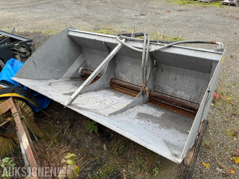 2019 Holms SB-2,4 strøkasse / BM-feste - Poljoprivredni strojevi: slika 2019 Holms SB-2,4 strøkasse / BM-feste - Poljoprivredni strojevi 2019 Holms SB-2,4 strøkasse / BM-feste - Poljoprivredni strojevi: slika 2019 Holms SB-2,4 strøkasse / BM-feste - Poljoprivredni strojevi