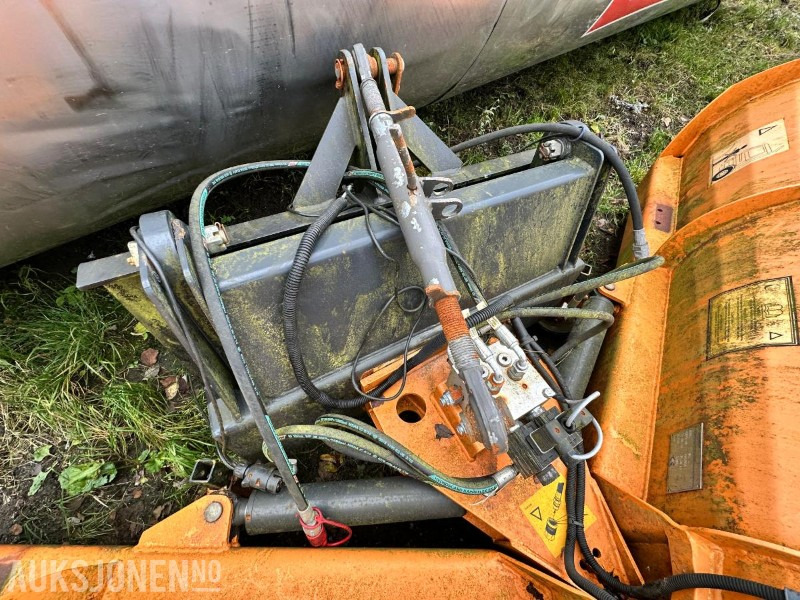 2019 Schmidt Tellefsdal VPL 39 V-plog - Poljoprivredni strojevi: slika 2019 Schmidt Tellefsdal VPL 39 V-plog - Poljoprivredni strojevi 2019 Schmidt Tellefsdal VPL 39 V-plog - Poljoprivredni strojevi: slika 2019 Schmidt Tellefsdal VPL 39 V-plog - Poljoprivredni strojevi