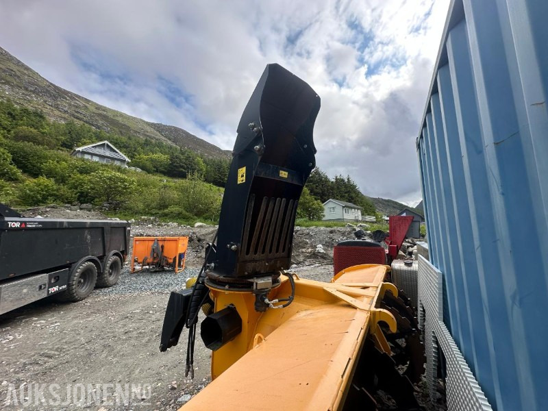 Poljoprivredni strojevi 2021 Dalen 2014-010CX Snøfres til traktor - For frontmontering: slika Poljoprivredni strojevi 2021 Dalen 2014-010CX Snøfres til traktor - For frontmontering