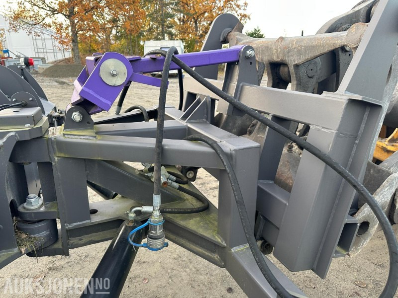 Holms PD-3.2 brøyteskjær – 2014 – Hydraulisk styring – med Volvo BM-feste - Poljoprivredni strojevi: slika Holms PD-3.2 brøyteskjær – 2014 – Hydraulisk styring – med Volvo BM-feste - Poljoprivredni strojevi Holms PD-3.2 brøyteskjær – 2014 – Hydraulisk styring – med Volvo BM-feste - Poljoprivredni strojevi: slika Holms PD-3.2 brøyteskjær – 2014 – Hydraulisk styring – med Volvo BM-feste - Poljoprivredni strojevi