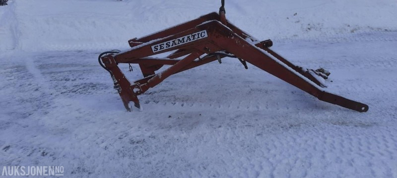 Sesamatic Frontlaster - stått på massey ferguson 1974 - Poljoprivredni strojevi: slika Sesamatic Frontlaster - stått på massey ferguson 1974 - Poljoprivredni strojevi Sesamatic Frontlaster - stått på massey ferguson 1974 - Poljoprivredni strojevi: slika Sesamatic Frontlaster - stått på massey ferguson 1974 - Poljoprivredni strojevi