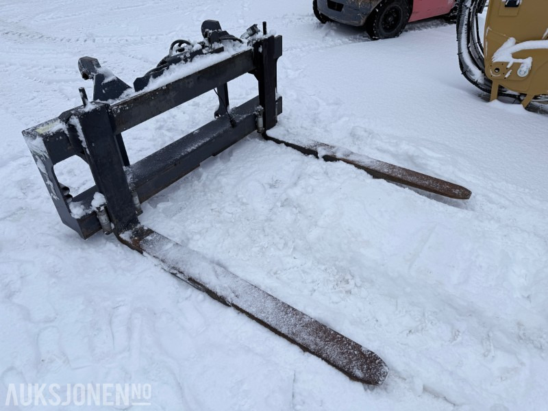 Priključak za Građevinski strojevi 2021 LS Equipment 8t pallegafler: slika Priključak za Građevinski strojevi 2021 LS Equipment 8t pallegafler