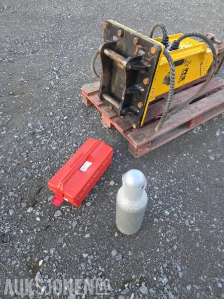 2021 Maestro SM 50S Pigghammer med S40 feste - kjøpt ny 2024 - Priključak za Građevinski strojevi: slika 2021 Maestro SM 50S Pigghammer med S40 feste - kjøpt ny 2024 - Priključak za Građevinski strojevi 2021 Maestro SM 50S Pigghammer med S40 feste - kjøpt ny 2024 - Priključak za Građevinski strojevi: slika 2021 Maestro SM 50S Pigghammer med S40 feste - kjøpt ny 2024 - Priključak za Građevinski strojevi