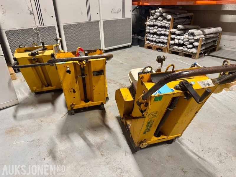 3 stk Euro Shatal asfaltsager – CS351/501 og CS502HD - Priključak za Građevinski strojevi: slika 3 stk Euro Shatal asfaltsager – CS351/501 og CS502HD - Priključak za Građevinski strojevi 3 stk Euro Shatal asfaltsager – CS351/501 og CS502HD - Priključak za Građevinski strojevi: slika 3 stk Euro Shatal asfaltsager – CS351/501 og CS502HD - Priključak za Građevinski strojevi