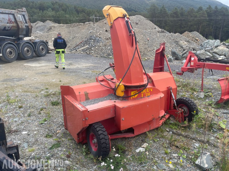 Duun T-24 Snøfreser montert sidevinge - Priključak za Građevinski strojevi: slika Duun T-24 Snøfreser montert sidevinge - Priključak za Građevinski strojevi Duun T-24 Snøfreser montert sidevinge - Priključak za Građevinski strojevi: slika Duun T-24 Snøfreser montert sidevinge - Priključak za Građevinski strojevi