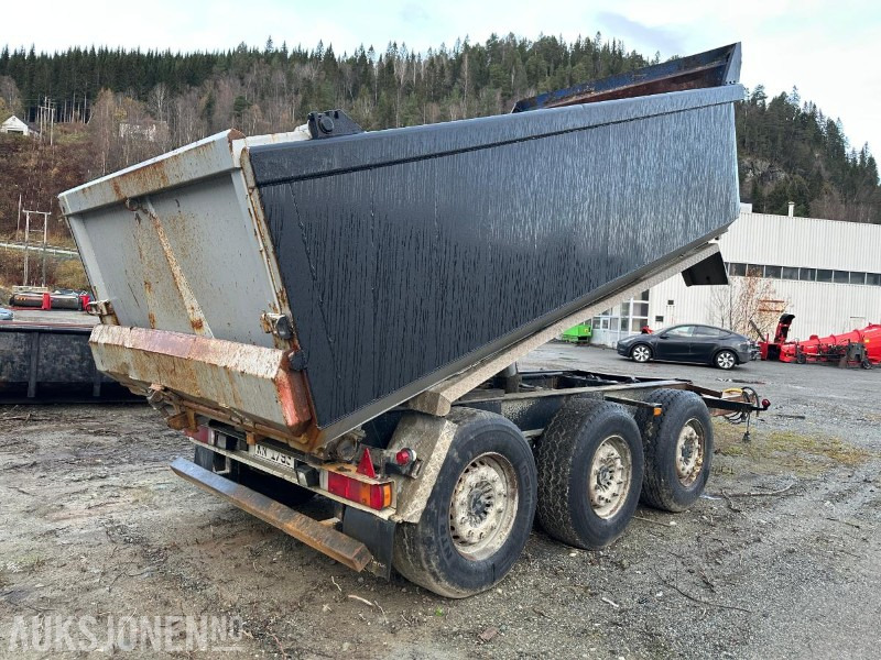 2005 Maur Bilpåbygg tippkjerre / trippelkjerre - Prikolica: slika 2005 Maur Bilpåbygg tippkjerre / trippelkjerre - Prikolica 2005 Maur Bilpåbygg tippkjerre / trippelkjerre - Prikolica: slika 2005 Maur Bilpåbygg tippkjerre / trippelkjerre - Prikolica