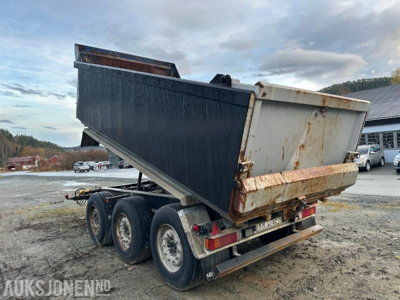 2005 Maur Bilpåbygg tippkjerre / trippelkjerre - Prikolica: slika 2005 Maur Bilpåbygg tippkjerre / trippelkjerre - Prikolica 2005 Maur Bilpåbygg tippkjerre / trippelkjerre - Prikolica: slika 2005 Maur Bilpåbygg tippkjerre / trippelkjerre - Prikolica