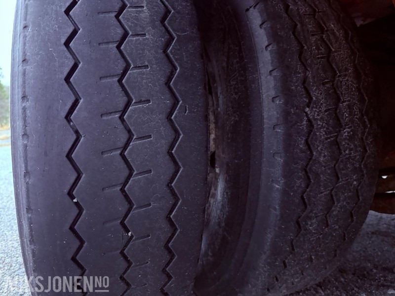 Prikolica 2006 Istrail TRIPPELBOGGIKJERRE henger m/ 3 aksler: slika Prikolica 2006 Istrail TRIPPELBOGGIKJERRE henger m/ 3 aksler