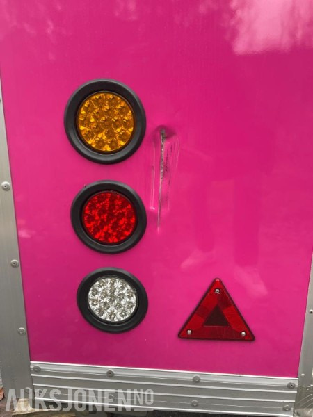 2025 HELT NY - 4,5m Food Truck - Prikolica: slika 2025 HELT NY - 4,5m Food Truck - Prikolica 2025 HELT NY - 4,5m Food Truck - Prikolica: slika 2025 HELT NY - 4,5m Food Truck - Prikolica