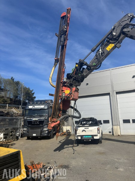 TAMROCK 1032 - BORETÅRN TIL GRAVEMASKIN MED ATLAS HAMMER - RADIOSTYRING - Platforma za bušenje: slika TAMROCK 1032 - BORETÅRN TIL GRAVEMASKIN MED ATLAS HAMMER - RADIOSTYRING - Platforma za bušenje TAMROCK 1032 - BORETÅRN TIL GRAVEMASKIN MED ATLAS HAMMER - RADIOSTYRING - Platforma za bušenje: slika TAMROCK 1032 - BORETÅRN TIL GRAVEMASKIN MED ATLAS HAMMER - RADIOSTYRING - Platforma za bušenje