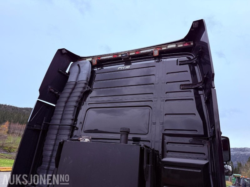Tegljač 2007 Volvo FH16-660 EURO4 6X4 295760 km - Nylig EU-Godkjent: slika Tegljač 2007 Volvo FH16-660 EURO4 6X4 295760 km - Nylig EU-Godkjent Tegljač 2007 Volvo FH16-660 EURO4 6X4 295760 km - Nylig EU-Godkjent: slika Tegljač 2007 Volvo FH16-660 EURO4 6X4 295760 km - Nylig EU-Godkjent