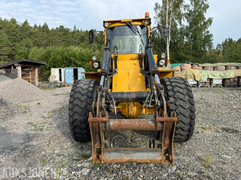 Volvo 4400 Hjullaster / 5419 timer /3 Funksjon / skuffe - Utovarivač na kotačima: slika Volvo 4400 Hjullaster / 5419 timer /3 Funksjon / skuffe - Utovarivač na kotačima Volvo 4400 Hjullaster / 5419 timer /3 Funksjon / skuffe - Utovarivač na kotačima: slika Volvo 4400 Hjullaster / 5419 timer /3 Funksjon / skuffe - Utovarivač na kotačima