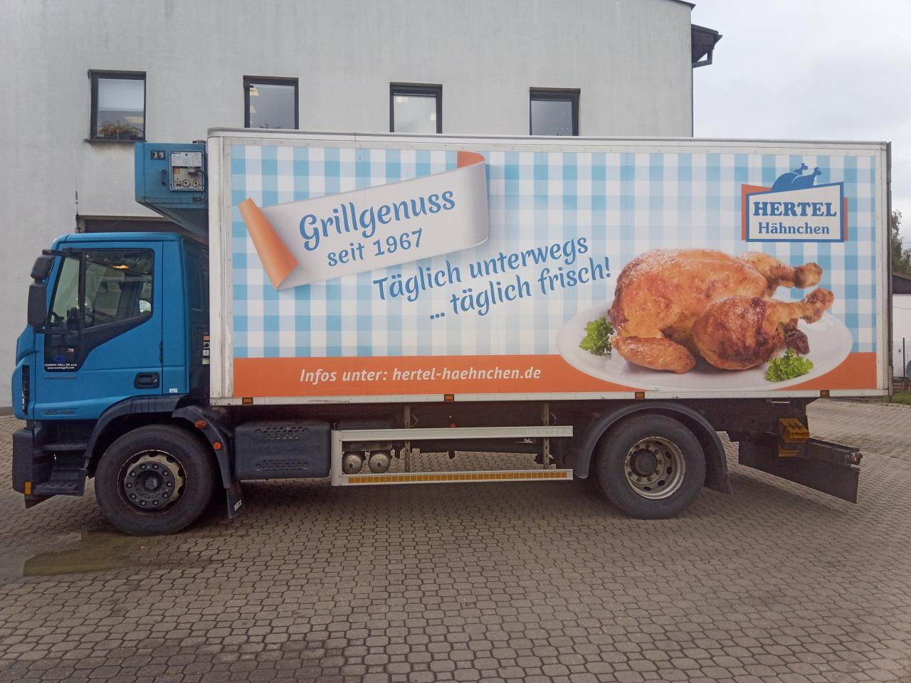 Kamion hladnjača IVECO Eurocargo 180E32R/P: slika Kamion hladnjača IVECO Eurocargo 180E32R/P