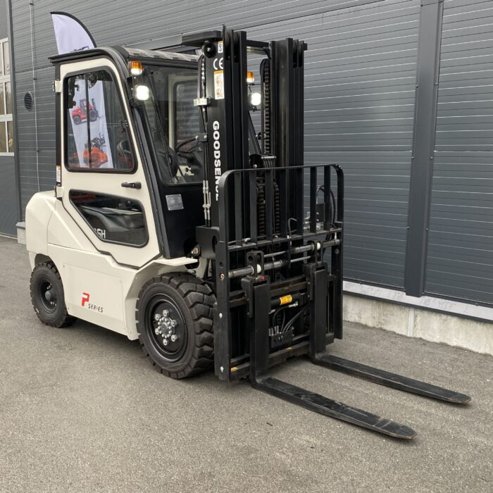 Goodsense P35H 309V CATL Electric forklift - Električni viličar: slika Goodsense P35H 309V CATL Electric forklift - Električni viličar Goodsense P35H 309V CATL Electric forklift - Električni viličar: slika Goodsense P35H 309V CATL Electric forklift - Električni viličar