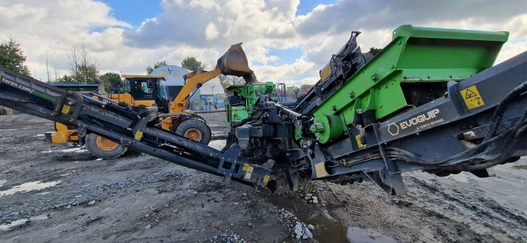 EvoQuip COBRA 230R - Mobilna drobilica: slika EvoQuip COBRA 230R - Mobilna drobilica EvoQuip COBRA 230R - Mobilna drobilica: slika EvoQuip COBRA 230R - Mobilna drobilica