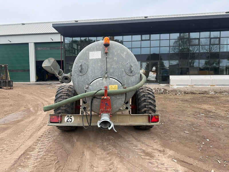 Agrimat CHEE 65 6500 liter - Prikolica cisterna: slika Agrimat CHEE 65 6500 liter - Prikolica cisterna Agrimat CHEE 65 6500 liter - Prikolica cisterna: slika Agrimat CHEE 65 6500 liter - Prikolica cisterna