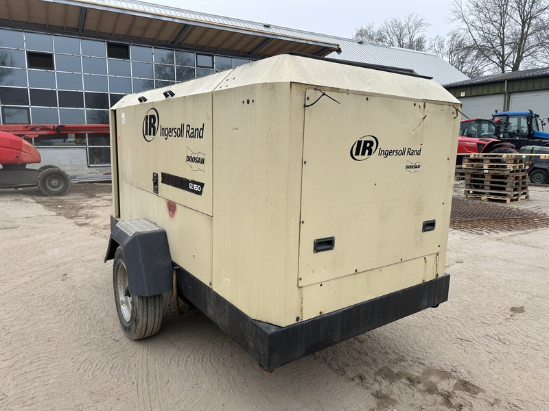 Ingersoll Rand 12/150 - Zračni kompresor: slika Ingersoll Rand 12/150 - Zračni kompresor Ingersoll Rand 12/150 - Zračni kompresor: slika Ingersoll Rand 12/150 - Zračni kompresor