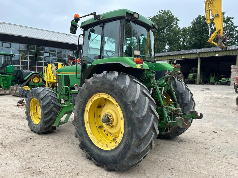 John Deere 7700 PowerQuad - Front linkage - Traktor: slika John Deere 7700 PowerQuad - Front linkage - Traktor John Deere 7700 PowerQuad - Front linkage - Traktor: slika John Deere 7700 PowerQuad - Front linkage - Traktor