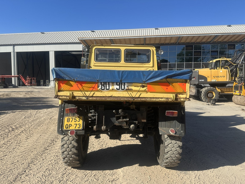 Vozilo za čišćenje snijega Mercedes-Benz Unimog U 1000 32.883km // ORIGINAL MILEAGE: slika Vozilo za čišćenje snijega Mercedes-Benz Unimog U 1000 32.883km // ORIGINAL MILEAGE