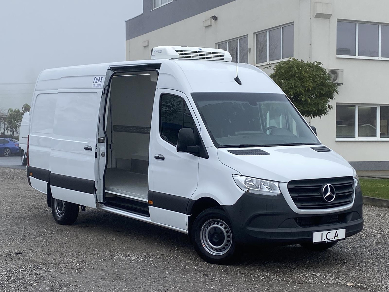 MERCEDES-BENZ SPRINTER 317 CDI L4H3 170PS AUTOMATIK FRISCHDIENST + KONVEKTA FK 3022 12-220V - Dostavno vozilo hladnjača: slika MERCEDES-BENZ SPRINTER 317 CDI L4H3 170PS AUTOMATIK FRISCHDIENST + KONVEKTA FK 3022 12-220V - Dostavno vozilo hladnjača MERCEDES-BENZ SPRINTER 317 CDI L4H3 170PS AUTOMATIK FRISCHDIENST + KONVEKTA FK 3022 12-220V - Dostavno vozilo hladnjača: slika MERCEDES-BENZ SPRINTER 317 CDI L4H3 170PS AUTOMATIK FRISCHDIENST + KONVEKTA FK 3022 12-220V - Dostavno vozilo hladnjača