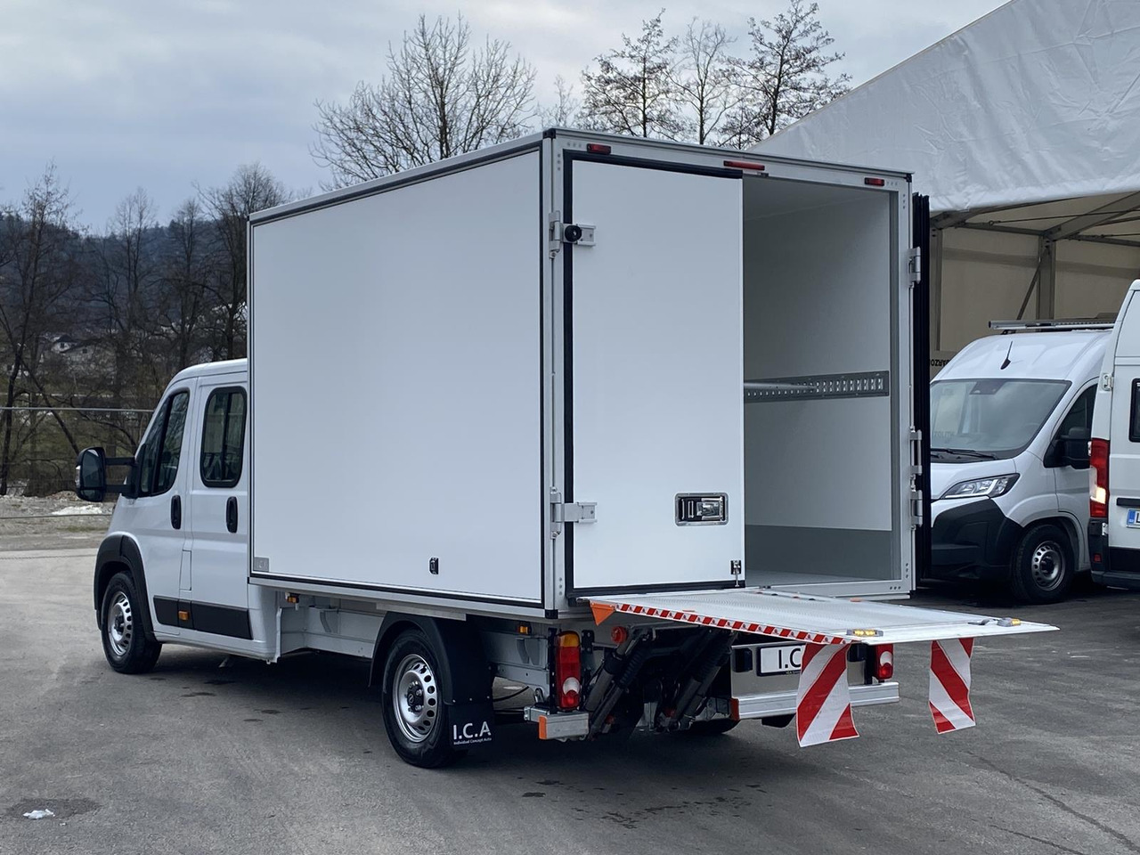 Novi Dostavno vozilo hladnjača OPEL MOVANO 1+6 DOKA 140PS | KÜHLKOFFER + LADERAMPE: slika Novi Dostavno vozilo hladnjača OPEL MOVANO 1+6 DOKA 140PS | KÜHLKOFFER + LADERAMPE