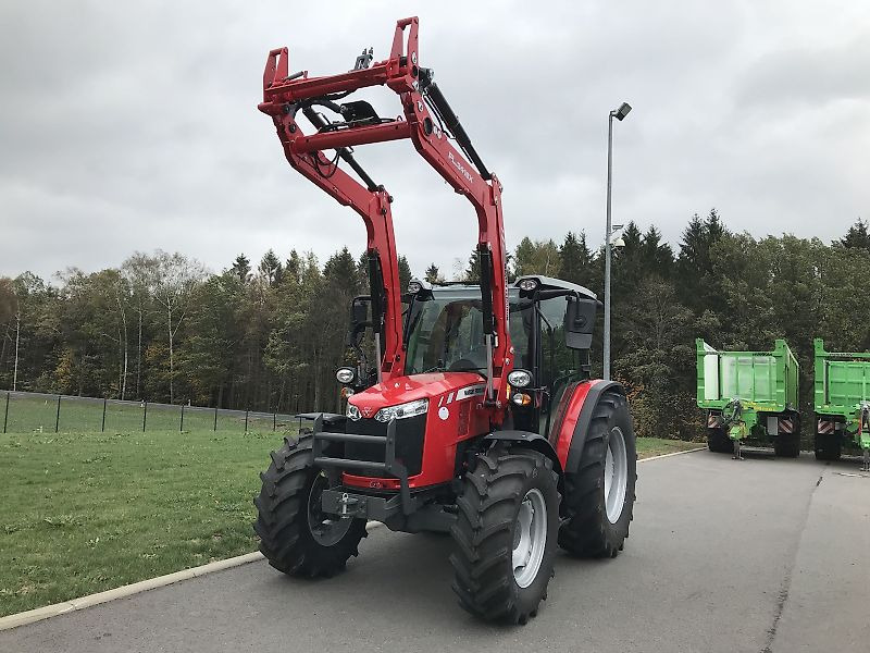 Massey Ferguson MF 4709 M Dyna-2 - Traktor: slika Massey Ferguson MF 4709 M Dyna-2 - Traktor Massey Ferguson MF 4709 M Dyna-2 - Traktor: slika Massey Ferguson MF 4709 M Dyna-2 - Traktor