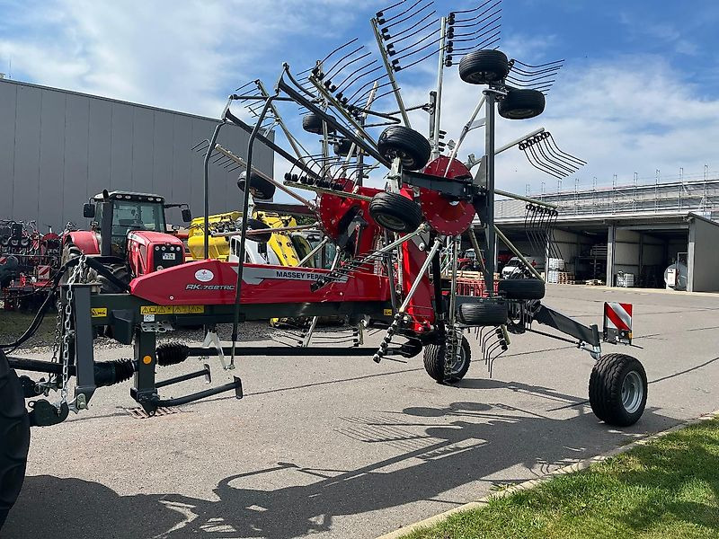 Massey Ferguson MF RK 762 TRC GEN 2 - Prevrtač sijena/ Grabulje: slika Massey Ferguson MF RK 762 TRC GEN 2 - Prevrtač sijena/ Grabulje Massey Ferguson MF RK 762 TRC GEN 2 - Prevrtač sijena/ Grabulje: slika Massey Ferguson MF RK 762 TRC GEN 2 - Prevrtač sijena/ Grabulje