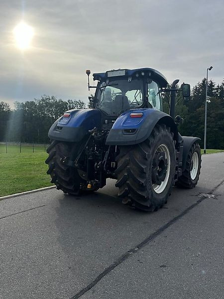 New Holland T7.315 - Traktor: slika New Holland T7.315 - Traktor New Holland T7.315 - Traktor: slika New Holland T7.315 - Traktor