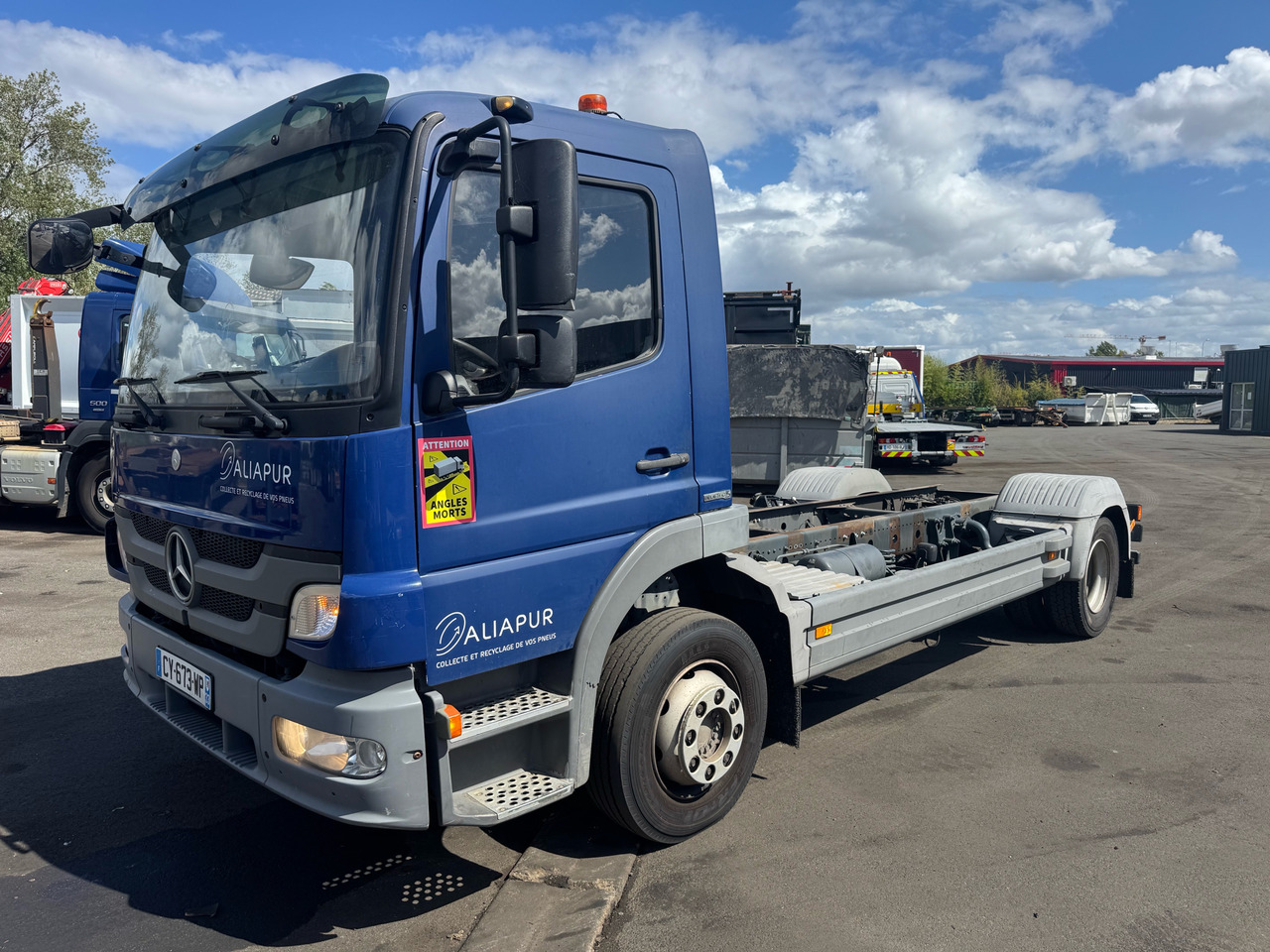 MERCEDES-BENZ atégo - Kamion-šasija: slika MERCEDES-BENZ atégo - Kamion-šasija MERCEDES-BENZ atégo - Kamion-šasija: slika MERCEDES-BENZ atégo - Kamion-šasija