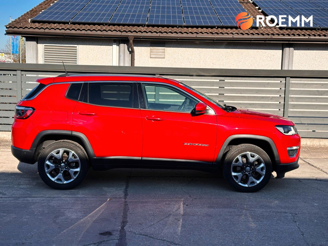 Jeep Compass Limited 4WD*GARANTIE*Tempomat*Parkass* - SUV: slika Jeep Compass Limited 4WD*GARANTIE*Tempomat*Parkass* - SUV Jeep Compass Limited 4WD*GARANTIE*Tempomat*Parkass* - SUV: slika Jeep Compass Limited 4WD*GARANTIE*Tempomat*Parkass* - SUV