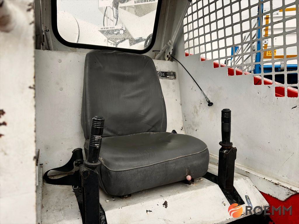 Pel-Job ES 615 Kompaktlader - Mini bager: slika Pel-Job ES 615 Kompaktlader - Mini bager Pel-Job ES 615 Kompaktlader - Mini bager: slika Pel-Job ES 615 Kompaktlader - Mini bager
