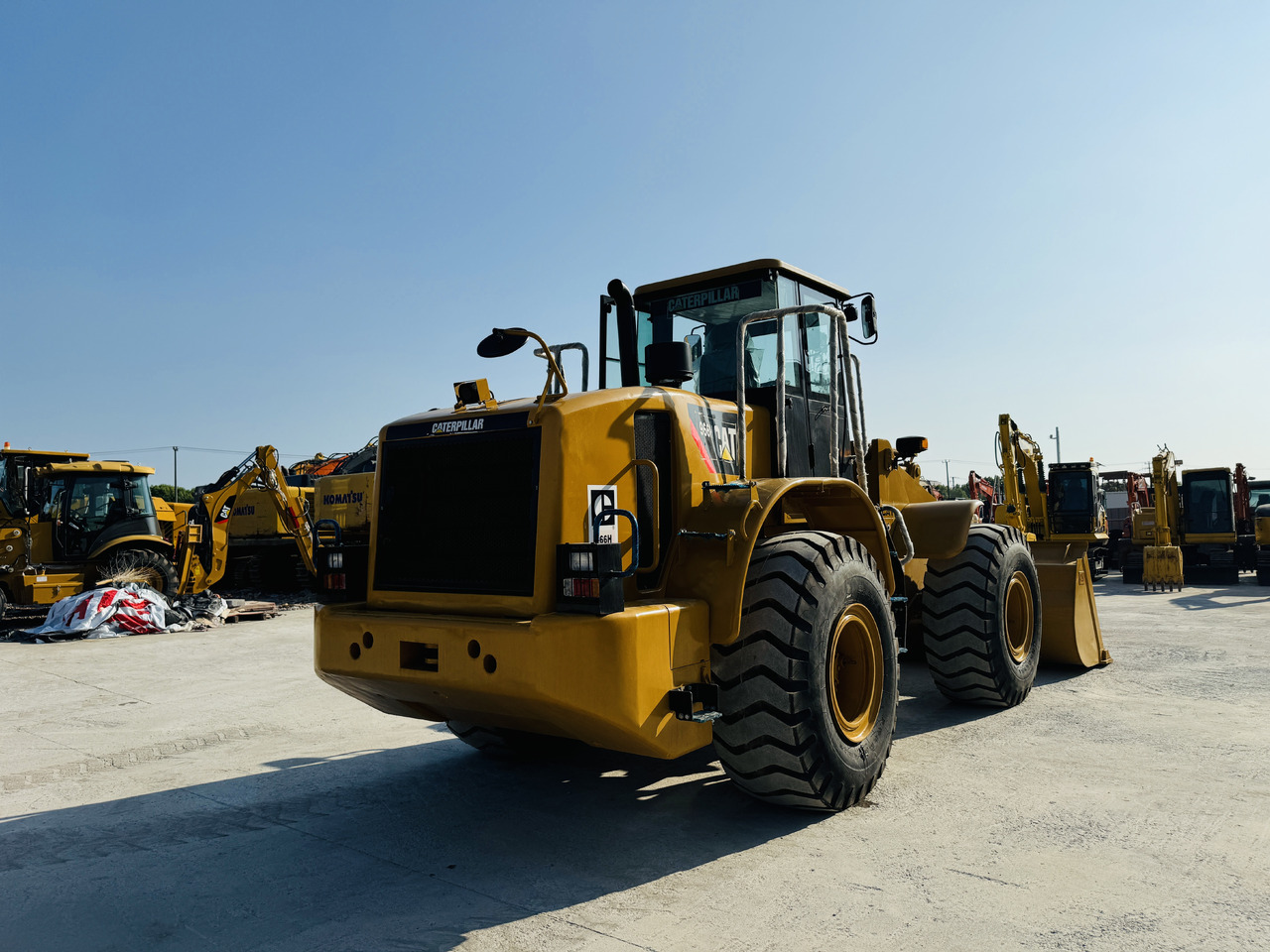 Utovarivač na kotačima Caterpillar 966 Wheel Used Loader CAT 966H 966F 966G Loaders in Great Quality for Sale: slika Utovarivač na kotačima Caterpillar 966 Wheel Used Loader CAT 966H 966F 966G Loaders in Great Quality for Sale Utovarivač na kotačima Caterpillar 966 Wheel Used Loader CAT 966H 966F 966G Loaders in Great Quality for Sale: slika Utovarivač na kotačima Caterpillar 966 Wheel Used Loader CAT 966H 966F 966G Loaders in Great Quality for Sale