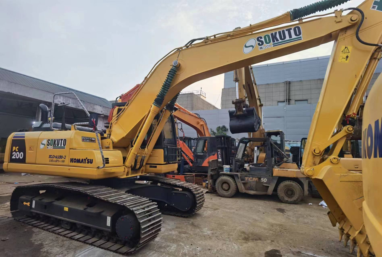 Komatsu PC200 PC210 PC220 Used Excavator Crawler Hydraulic High Quality Secondhand Excavator for Sale - Bager gusjeničar: slika Komatsu PC200 PC210 PC220 Used Excavator Crawler Hydraulic High Quality Secondhand Excavator for Sale - Bager gusjeničar Komatsu PC200 PC210 PC220 Used Excavator Crawler Hydraulic High Quality Secondhand Excavator for Sale - Bager gusjeničar: slika Komatsu PC200 PC210 PC220 Used Excavator Crawler Hydraulic High Quality Secondhand Excavator for Sale - Bager gusjeničar